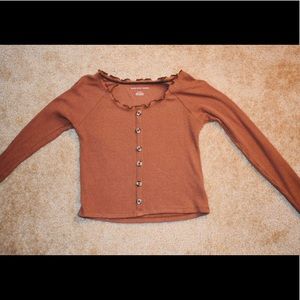 Off the shoulder long sleeve top